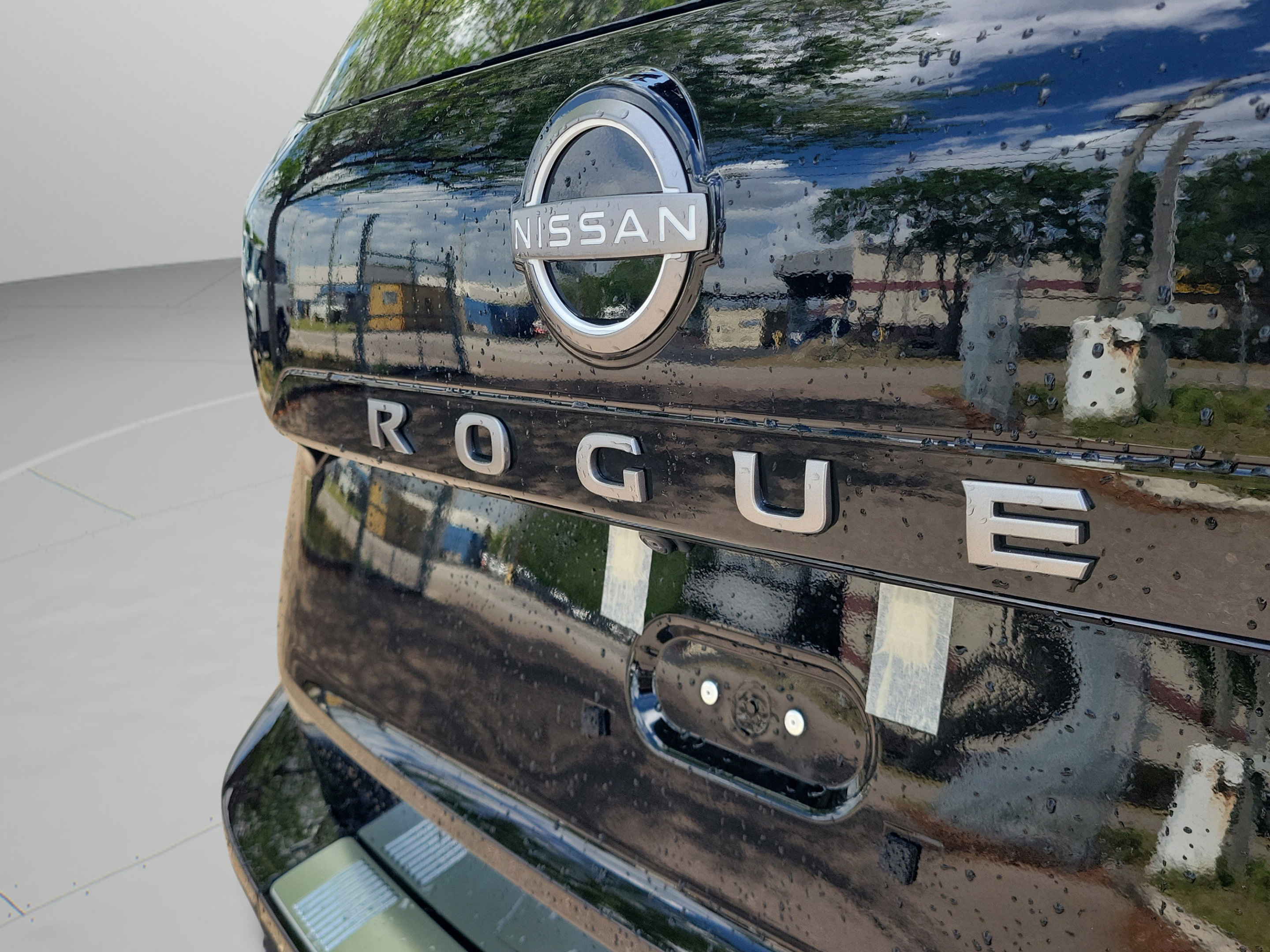 New 2026 Nissan Rogue SV FWD image 35