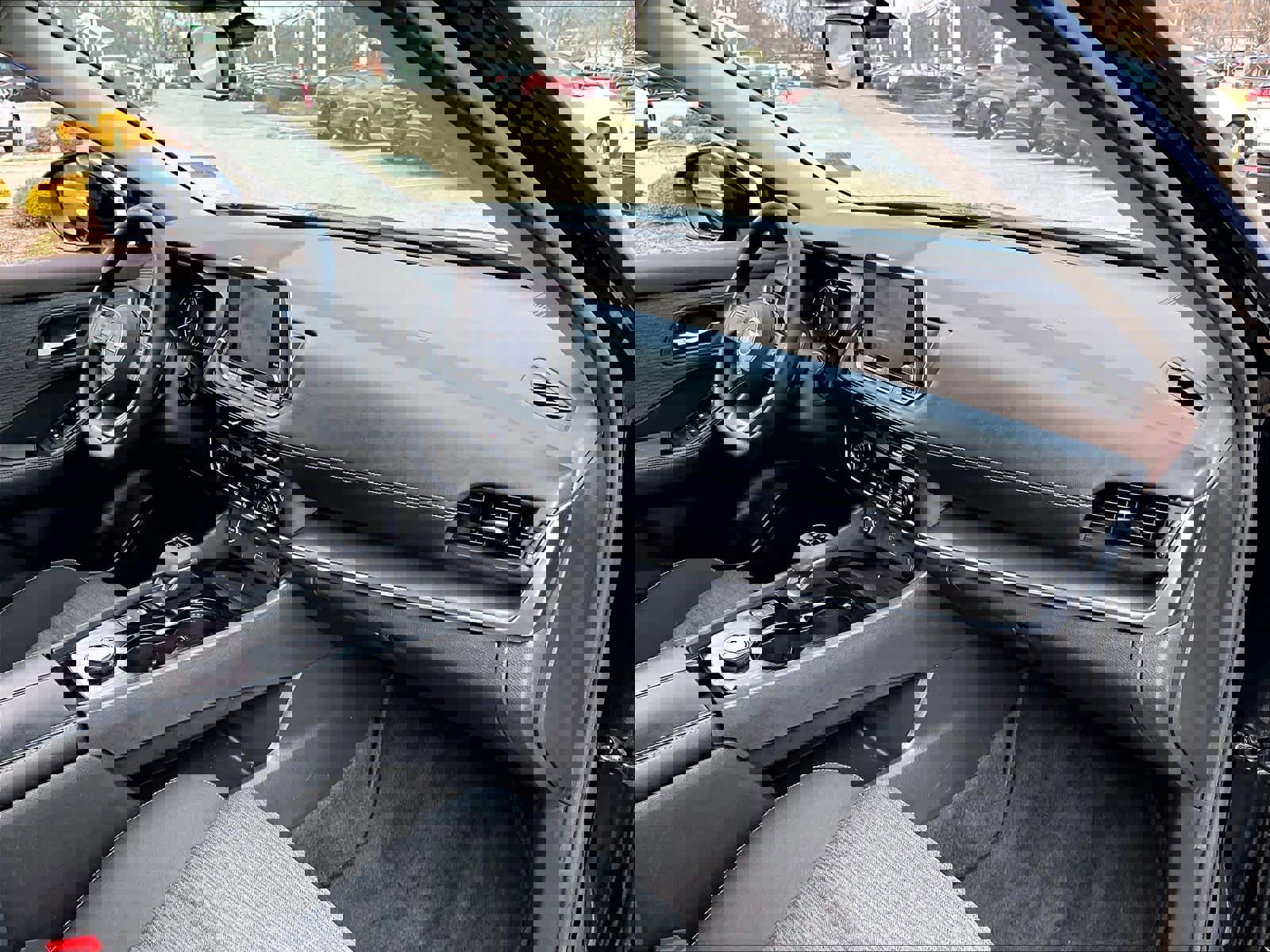 Certified 2023 Nissan Rogue SV image 14