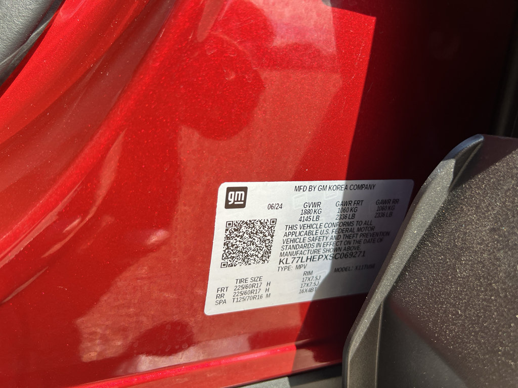 Used 2025 Chevrolet Trax LT w/ Driver Confidence Package FWD image 24