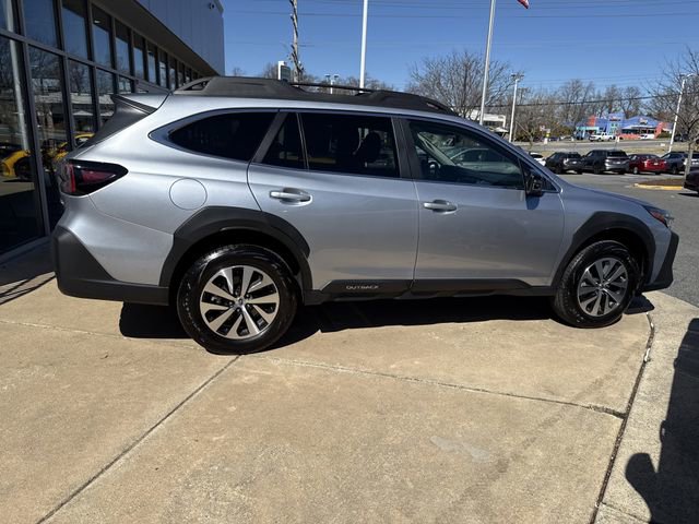 Certified 2025 Subaru Outback Premium image 2