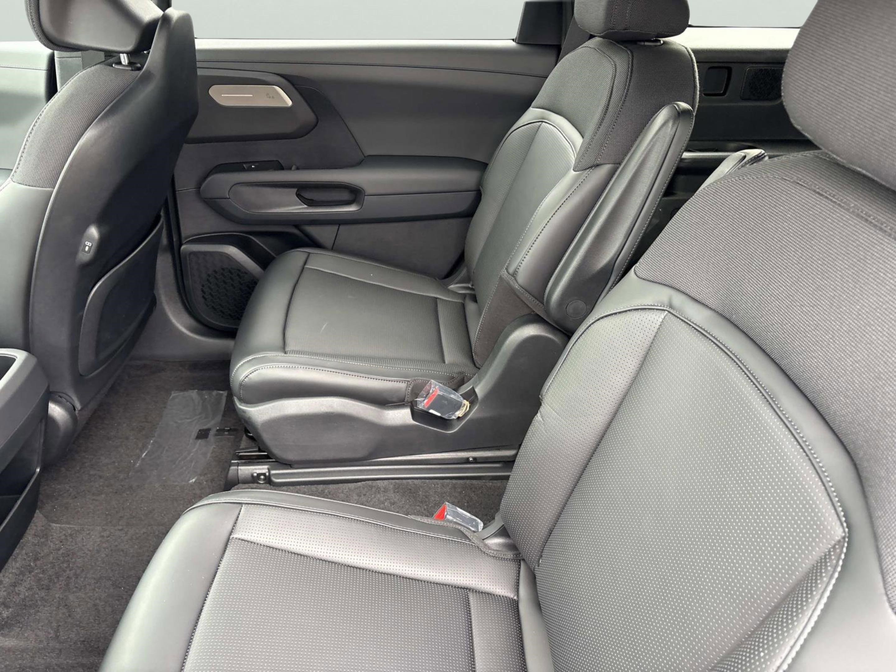 New 2027 Kia Telluride S image 18