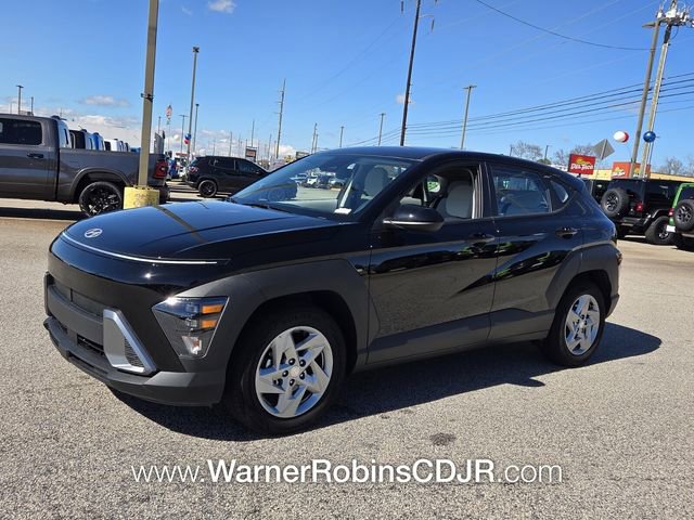 Used 2026 Hyundai Kona SE image 3