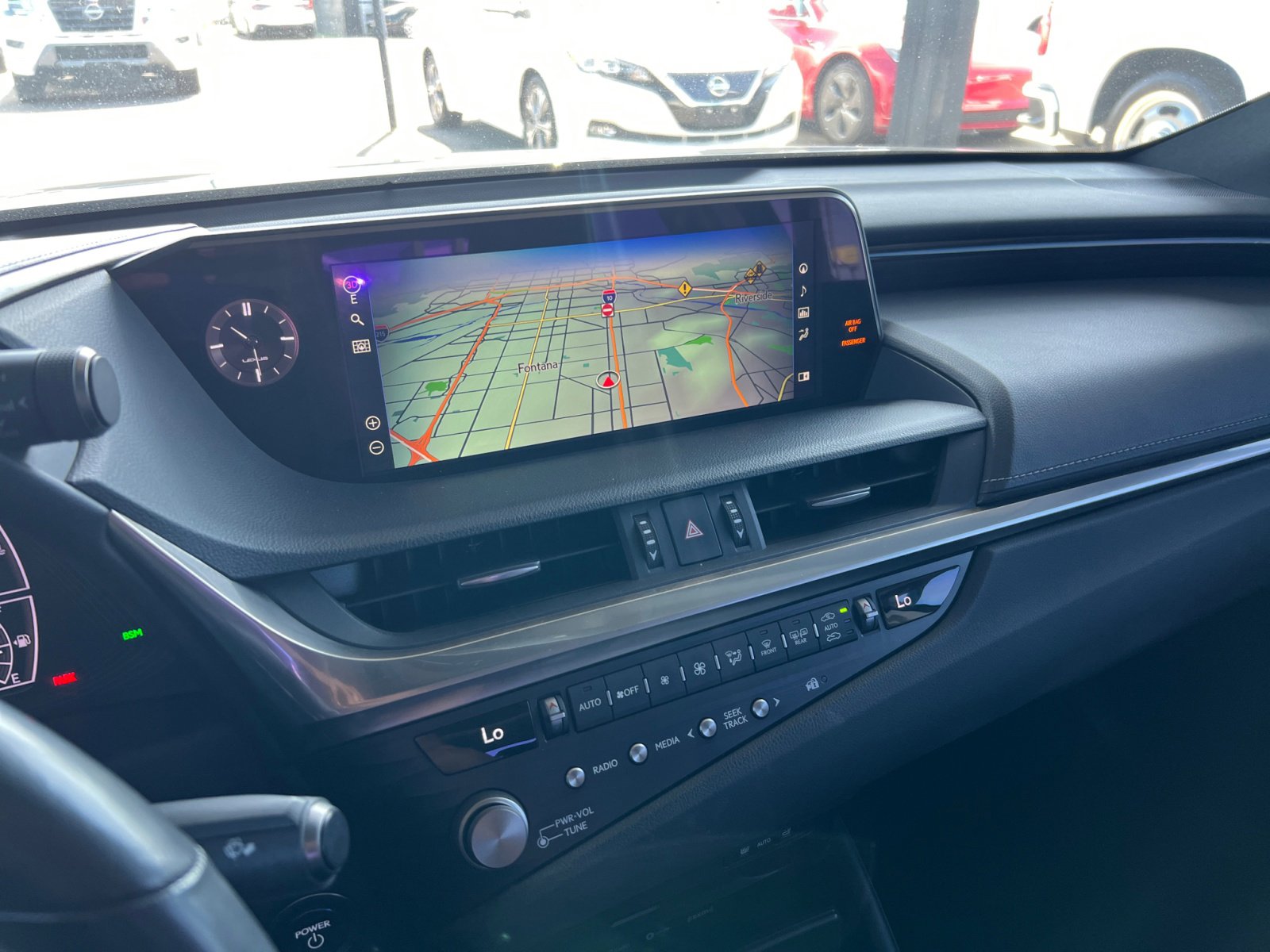 Used 2021 Lexus ES 300h w/ Premium Package image 17