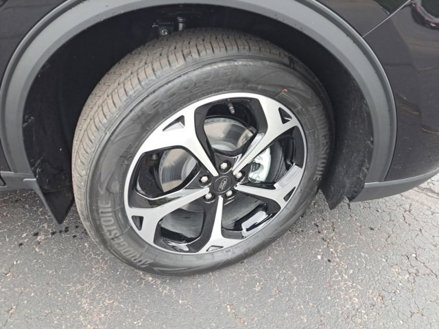 New 2025 Ford Escape ST-Line Select w/ Tech Pack #2 image 2