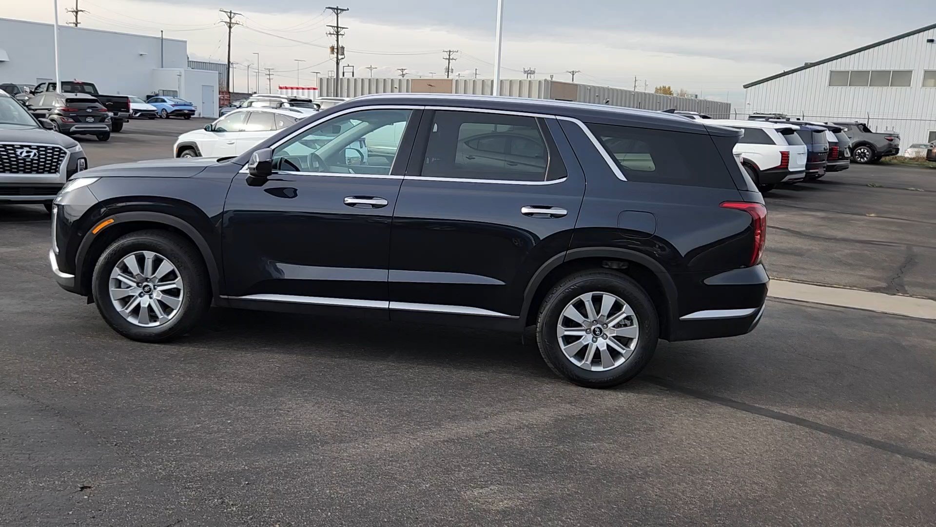Certified 2025 Hyundai Palisade SEL AWD/4WD image 2