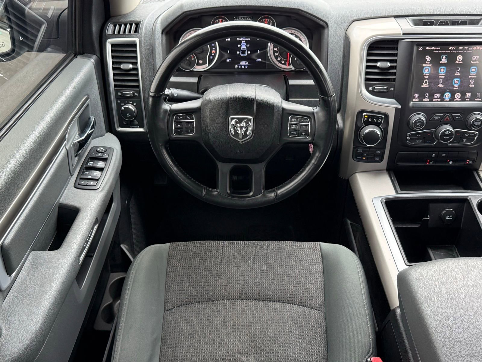 Used 2015 RAM 1500 Big Horn image 28