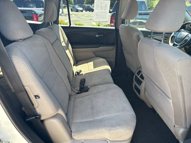 Used 2016 Honda Pilot EX image 10