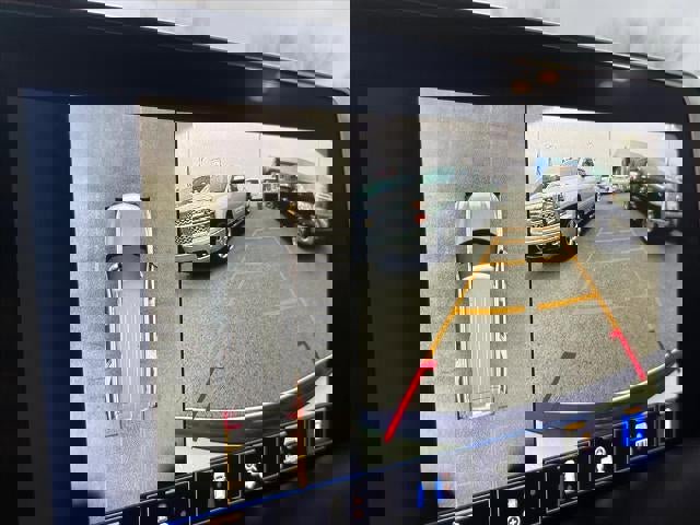 Used 2023 Chevrolet Tahoe High Country image 16