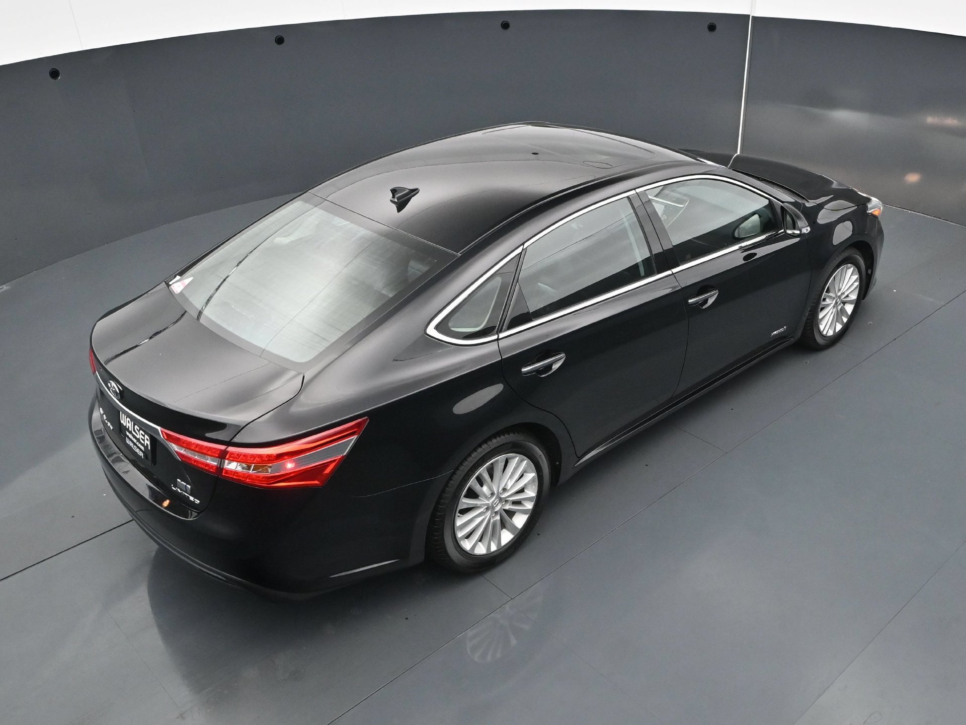 Used 2014 Toyota Avalon Limited FWD image 40
