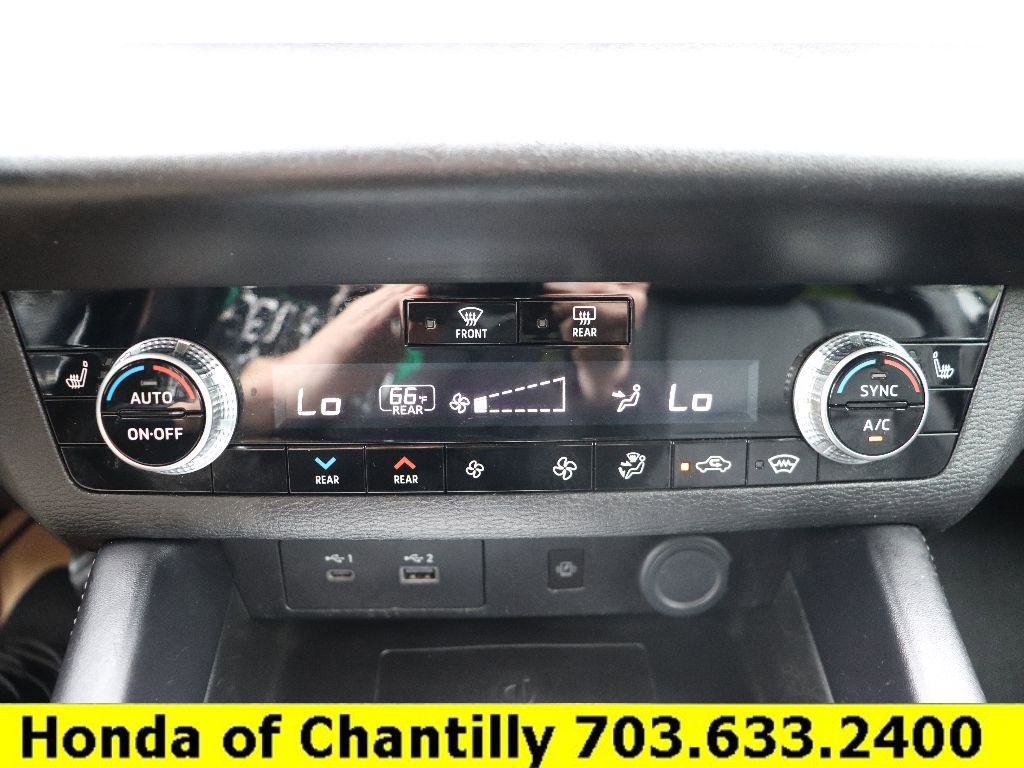 Used 2022 Mitsubishi Outlander SEL AWD/4WD image 15