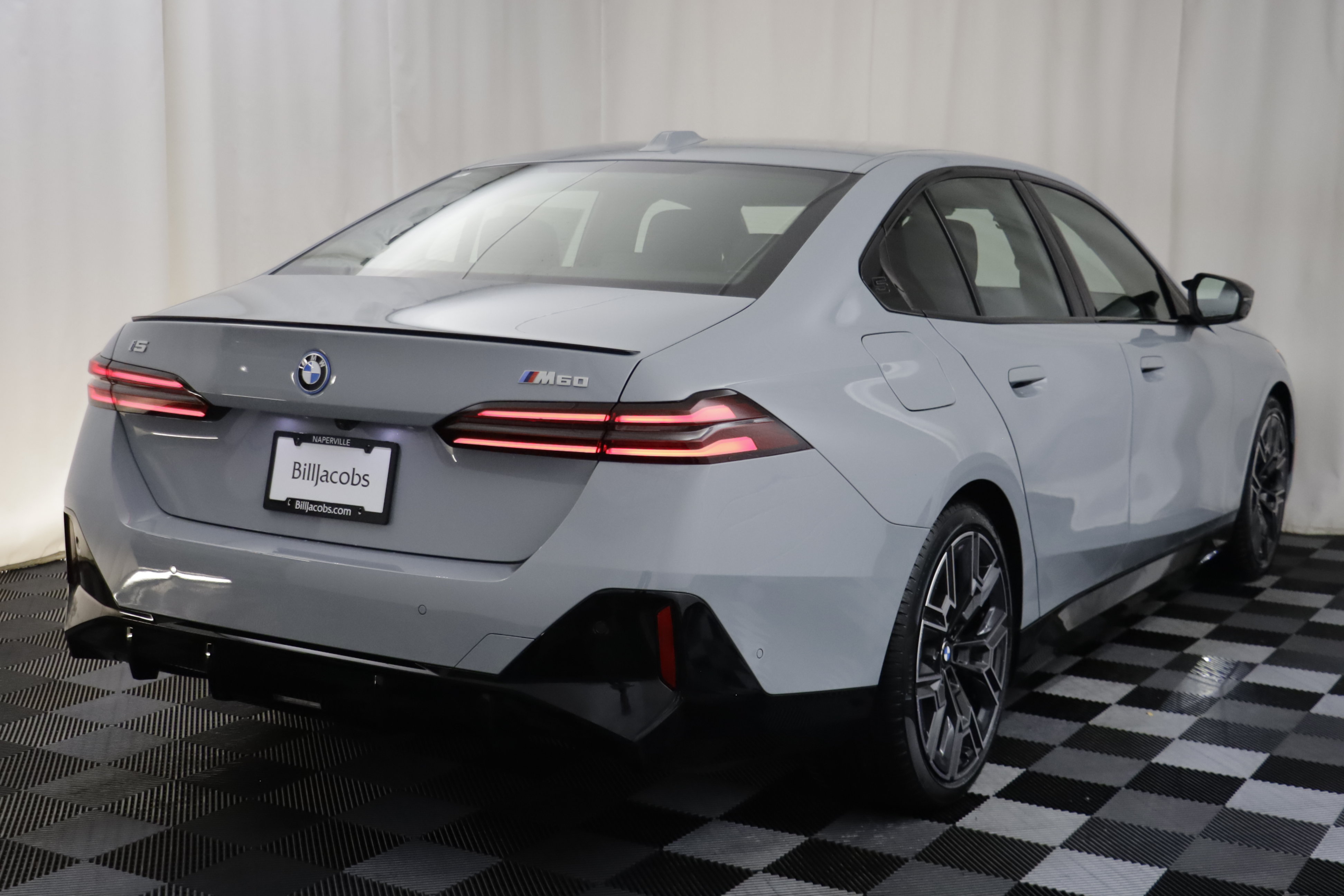 New 2027 BMW i5 M60 AWD/4WD image 18