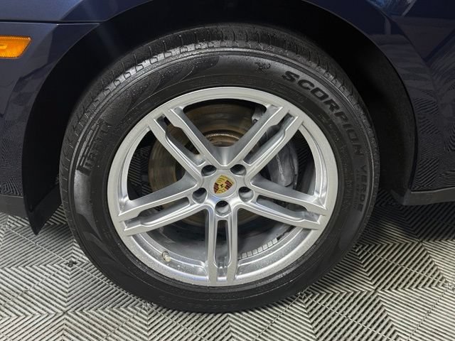 Used 2020 Porsche Macan AWD/4WD image 14