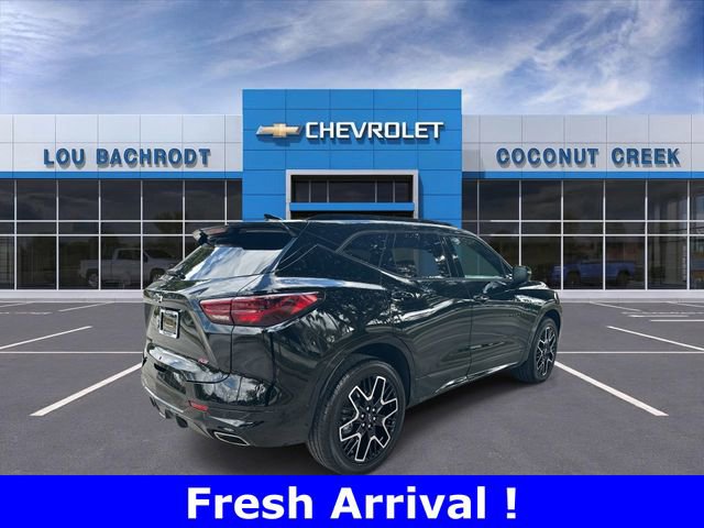 Certified 2025 Chevrolet Blazer RS w/ Driver Confidence II Package image 8