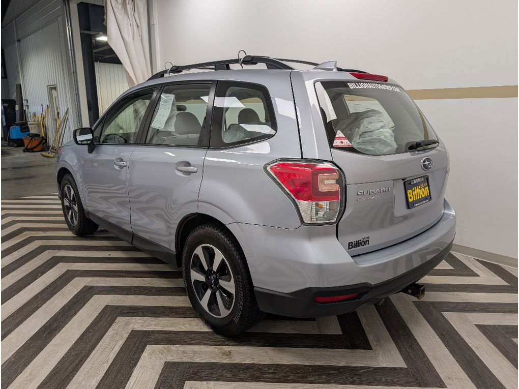 Used 2017 Subaru Forester 2.5i w/ Alloy Wheel Package image 24