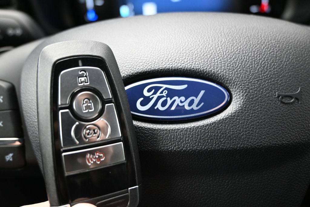 New 2026 Ford Maverick Lobo AWD/4WD image 41