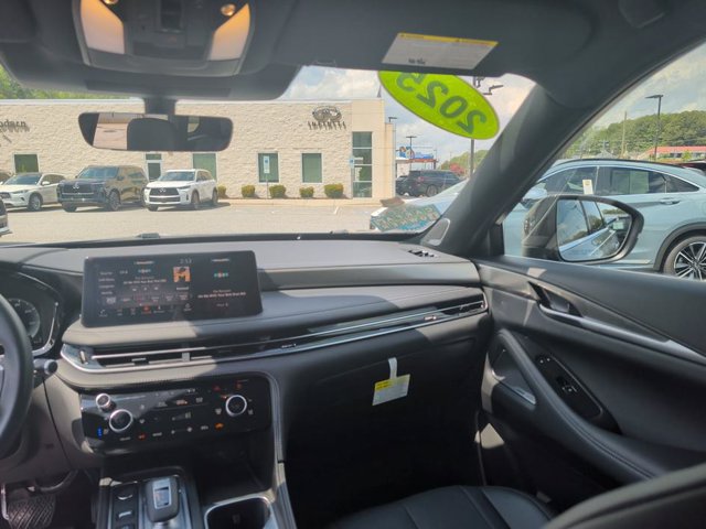 Certified 2025 INFINITI QX60 Luxe w/ Black Edition FWD image 10