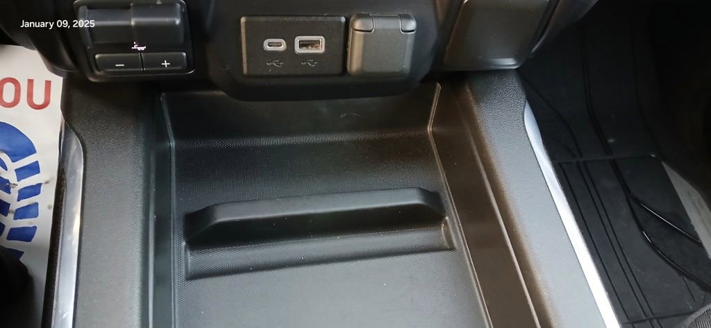 Used 2021 Chevrolet Silverado 1500 LT Trail Boss w/ Bed Protection Package image 17