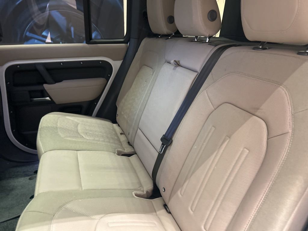 Used 2020 Land Rover Defender 110 S image 13