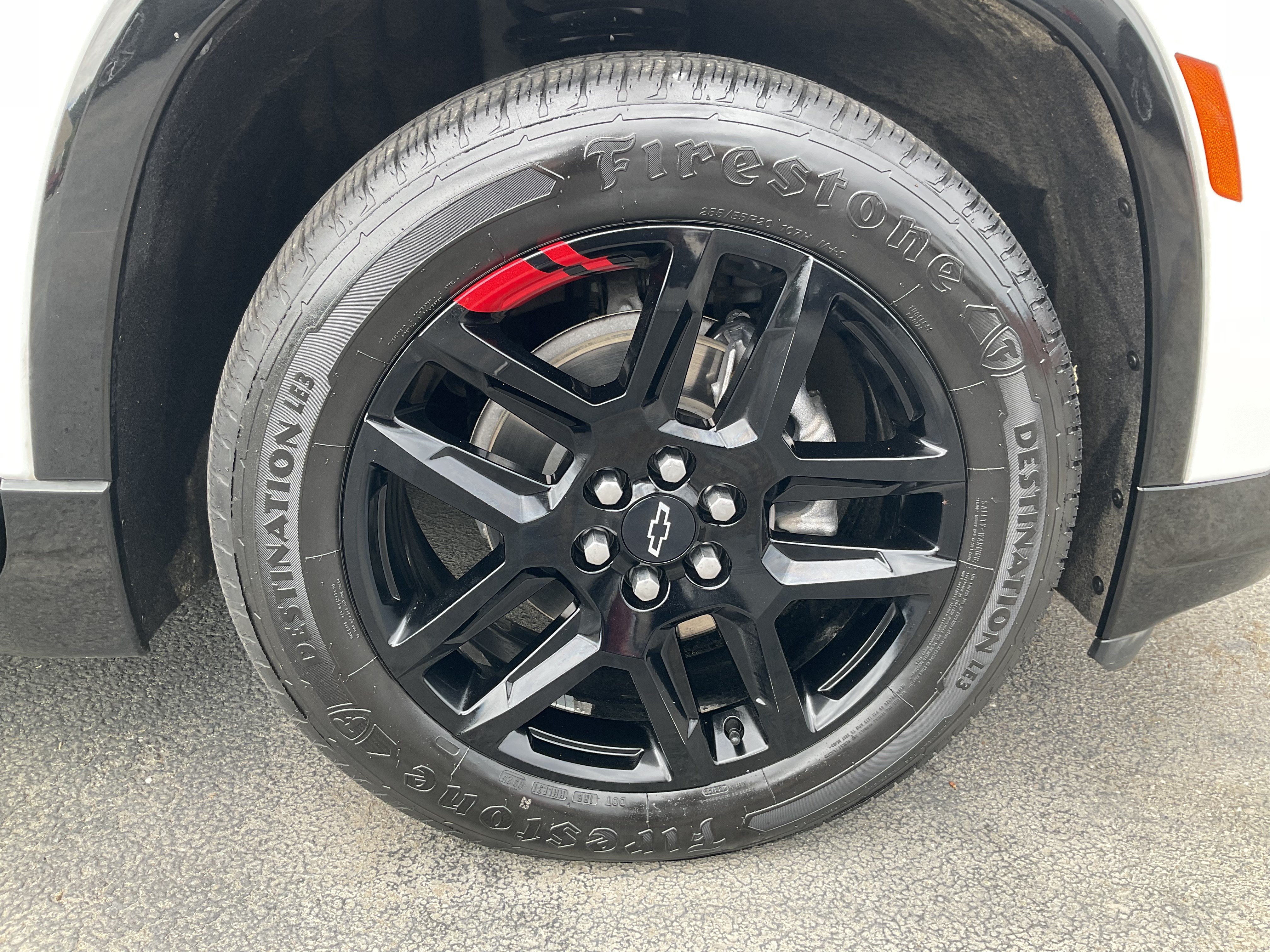 Used 2023 Chevrolet Traverse Premier w/ Redline Edition AWD/4WD image 14