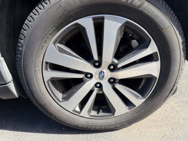Used 2018 Subaru Outback 2.5i Limited AWD/4WD image 10