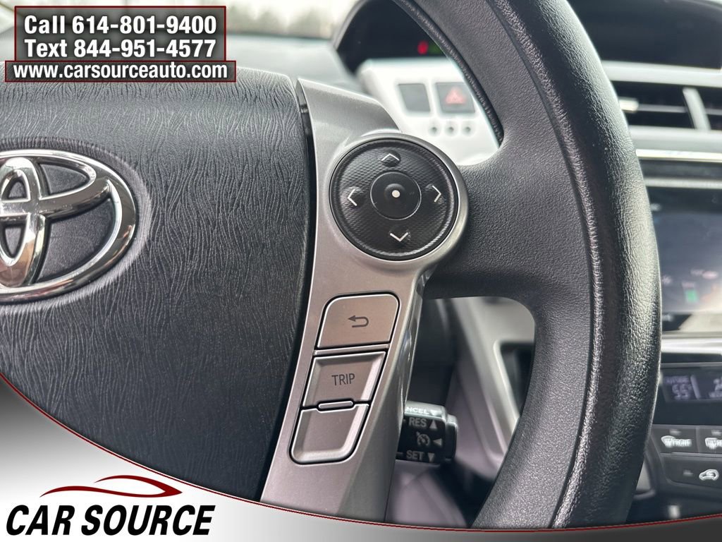 Used 2017 Toyota Prius V Three image 16