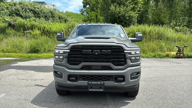 New 2026 RAM 2500 Laramie AWD/4WD image 3