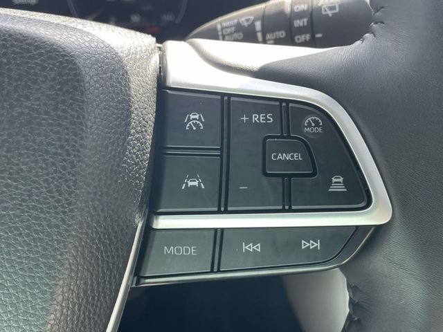 Used 2025 Toyota Grand Highlander FWD image 33