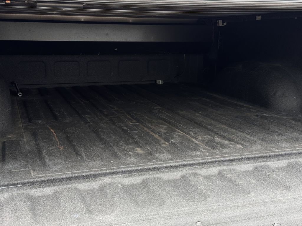 Used 2024 RAM 2500 Laramie w/ Sport Appearance Package image 28