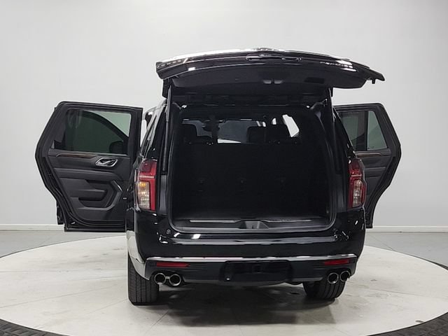 Used 2023 Chevrolet Tahoe Premier RWD image 14