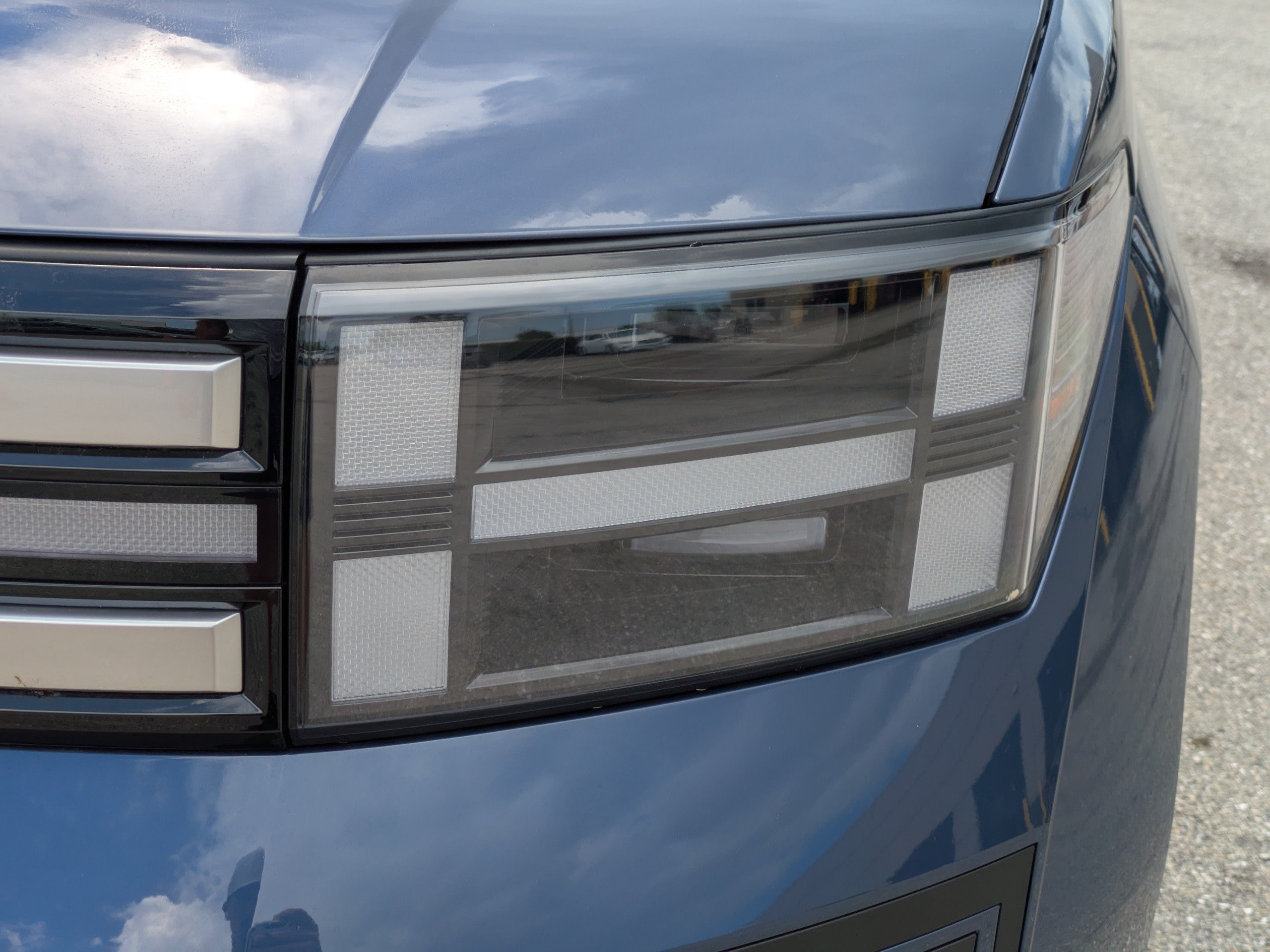 Used 2026 Hyundai Santa Fe SEL FWD image 10