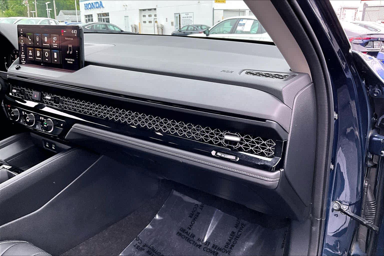 Used 2023 Honda Accord EX-L image 17