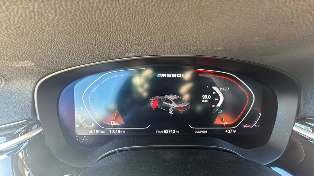 Used 2020 BMW M550i xDrive M550i xDrive image 17