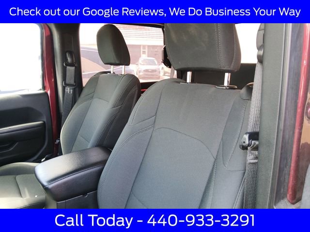 Used 2021 Jeep Wrangler Sport AWD/4WD image 19