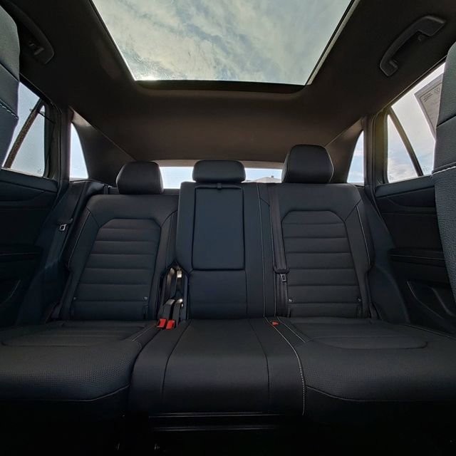 New 2026 Volkswagen Atlas Cross Sport SEL image 28