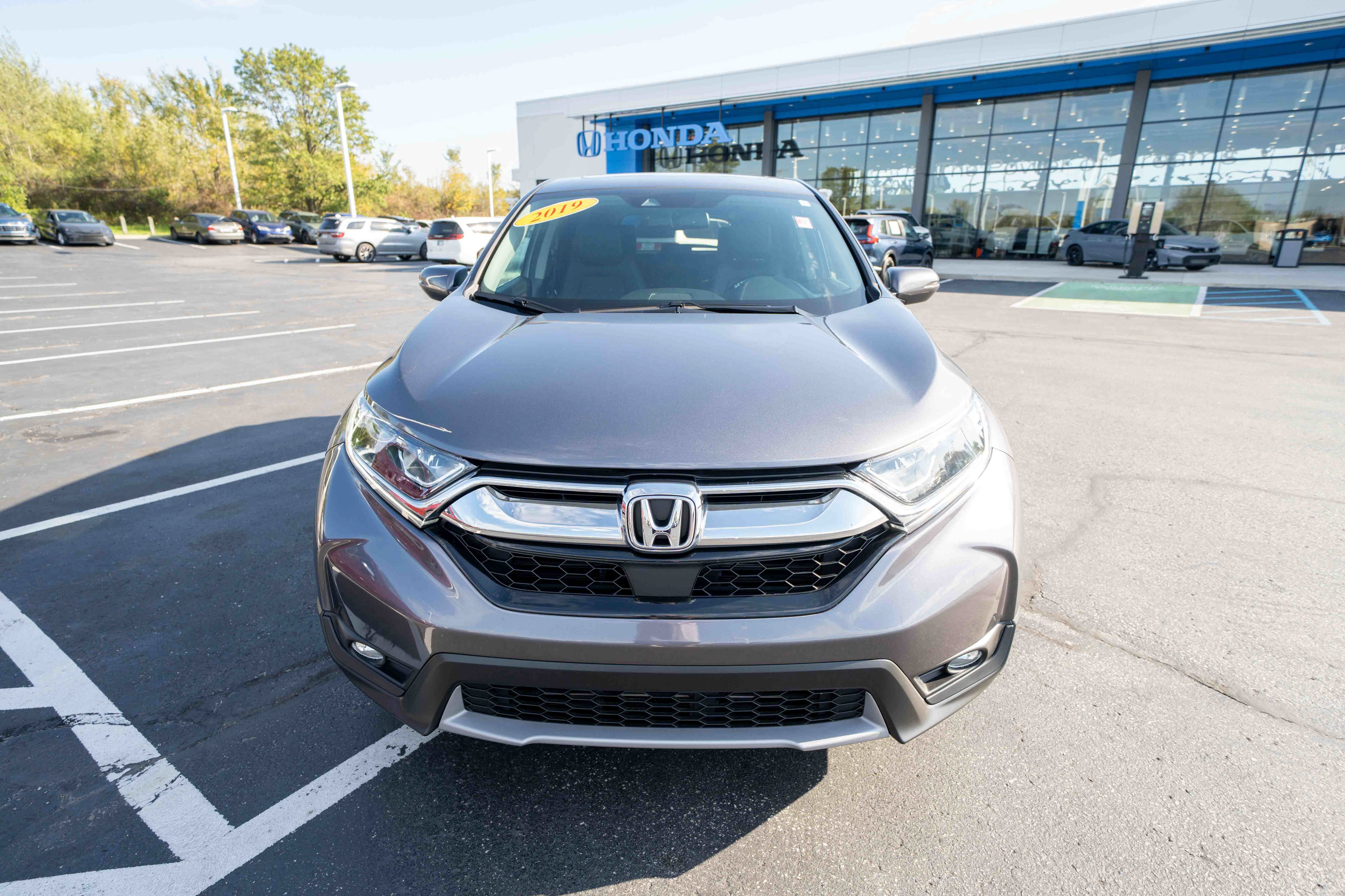 Used 2019 Honda CR-V EX-L image 2
