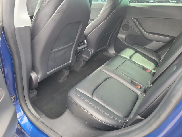 Used 2022 Tesla Model Y Long Range AWD/4WD image 19