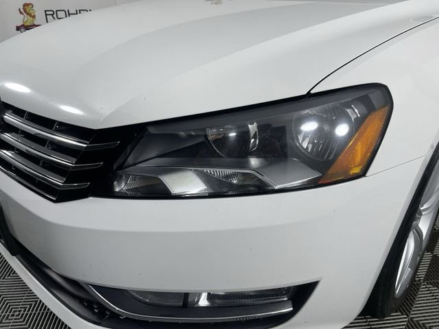 Used 2015 Volkswagen Passat TDI SEL Premium image 46