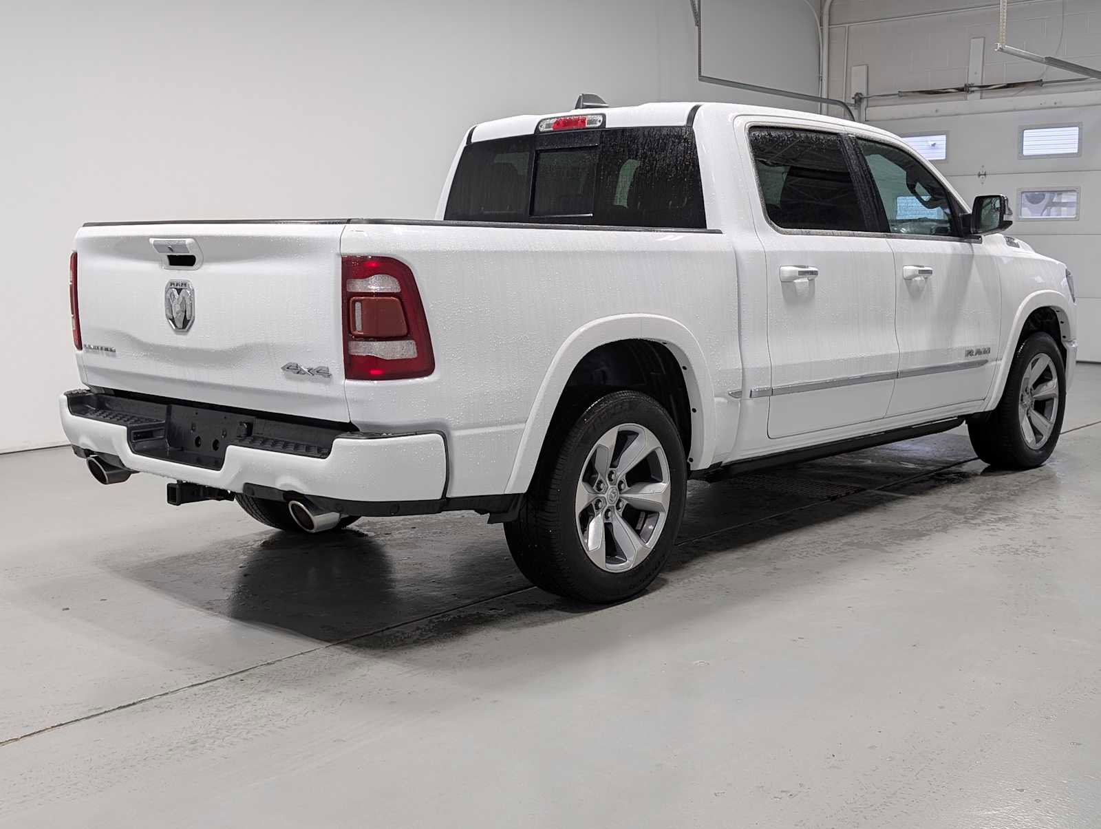 Used 2020 RAM 1500 Limited image 5