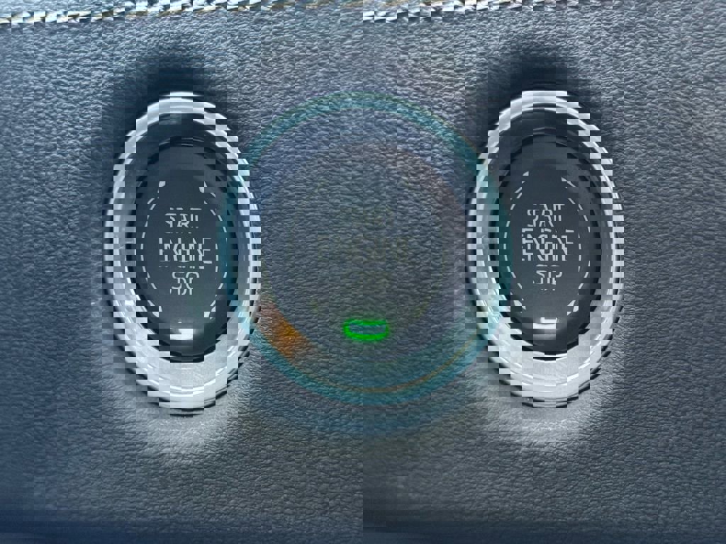 New 2026 Cadillac Escalade ESV Sport w/ LPO, ONYX Package image 23