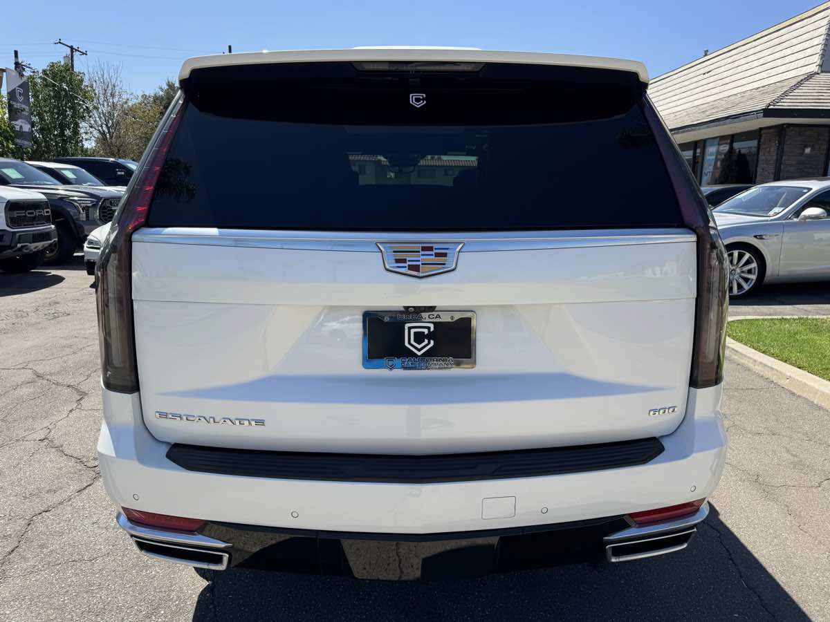 Used 2021 Cadillac Escalade Premium Luxury w/ Driver Assist Tech Package AWD/4WD image 6