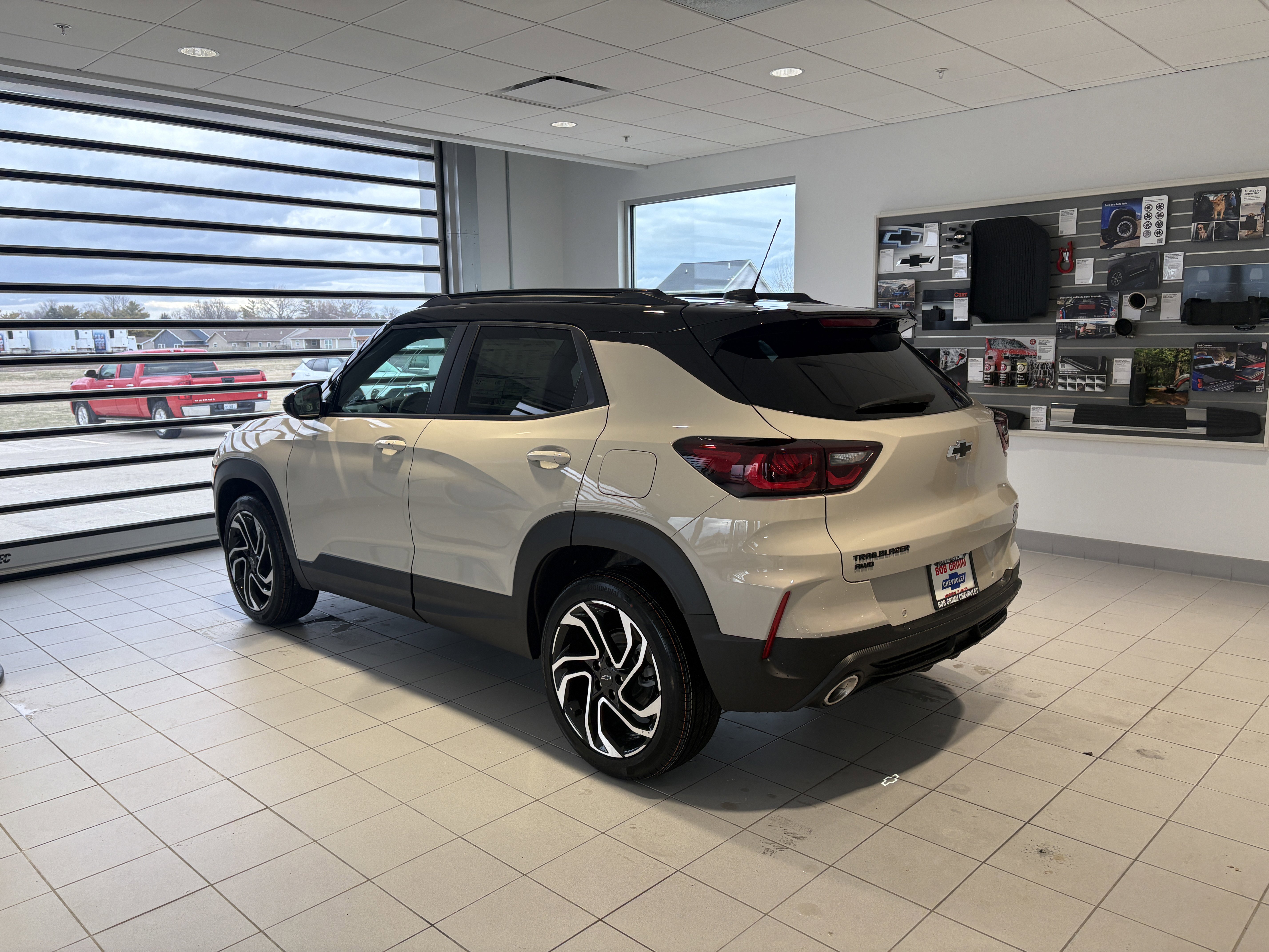 Used 2025 Chevrolet TrailBlazer RS w/ Convenience Package image 4