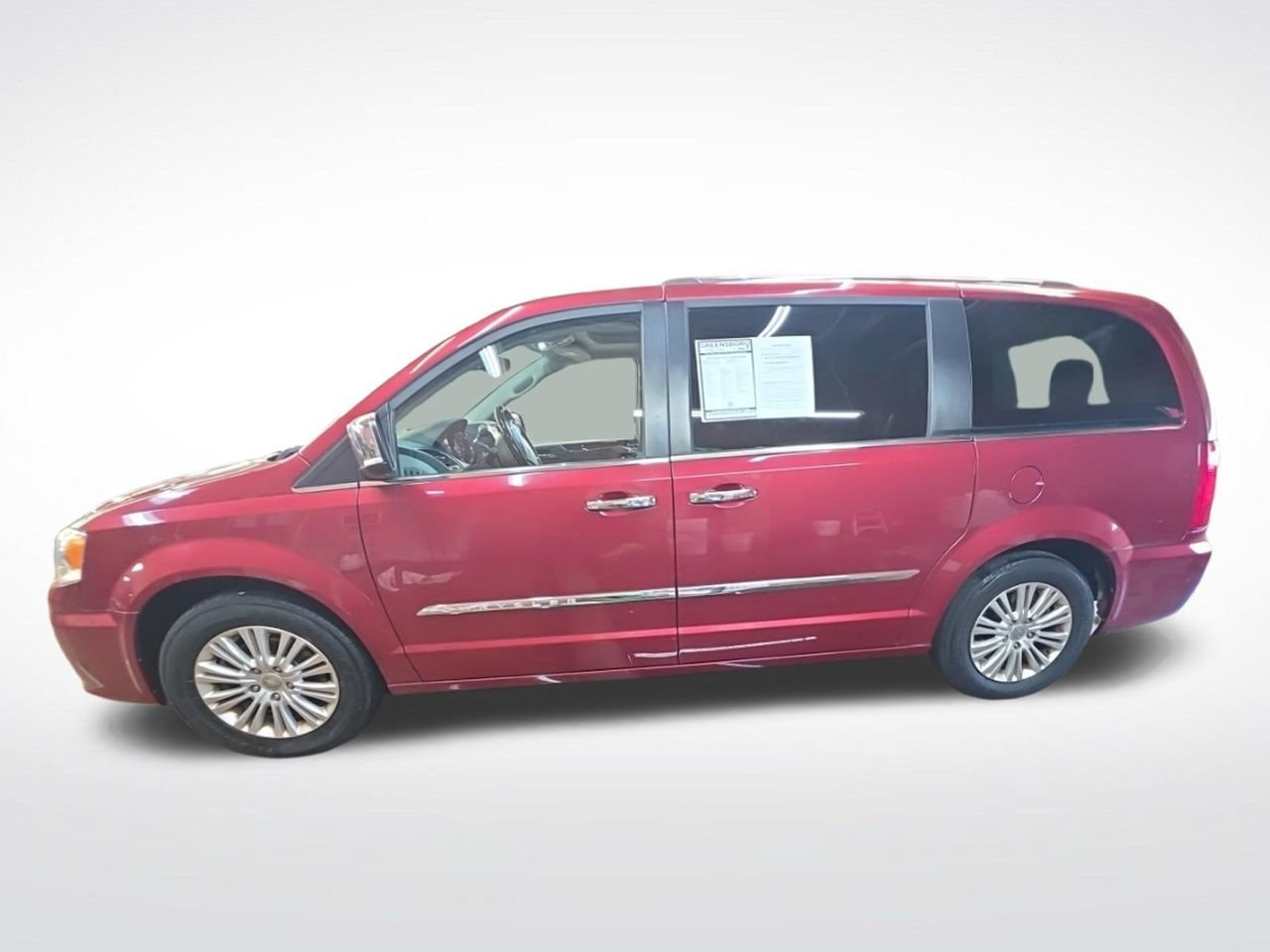 Used 2015 Chrysler Town & Country Limited Platinum FWD video 2