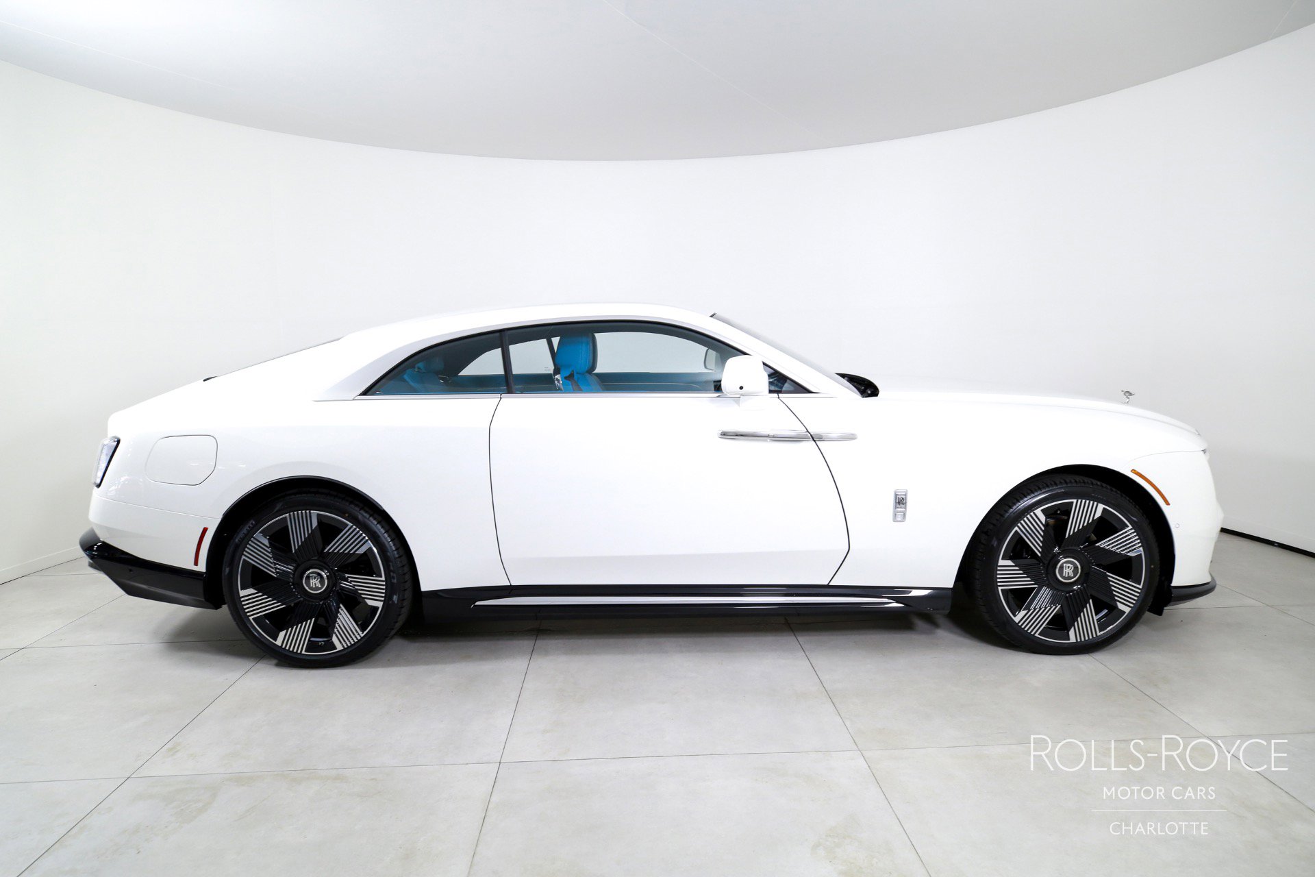 New 2025 Rolls-Royce Spectre w/ Spectre Enhancement Package image 10