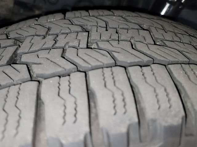 Used 2025 Honda CR-V EX-L image 16