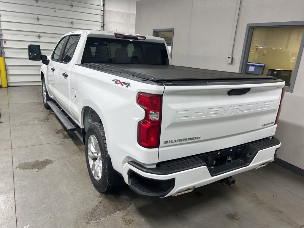 Used 2020 Chevrolet Silverado 1500 Custom w/ Custom Value Package image 3