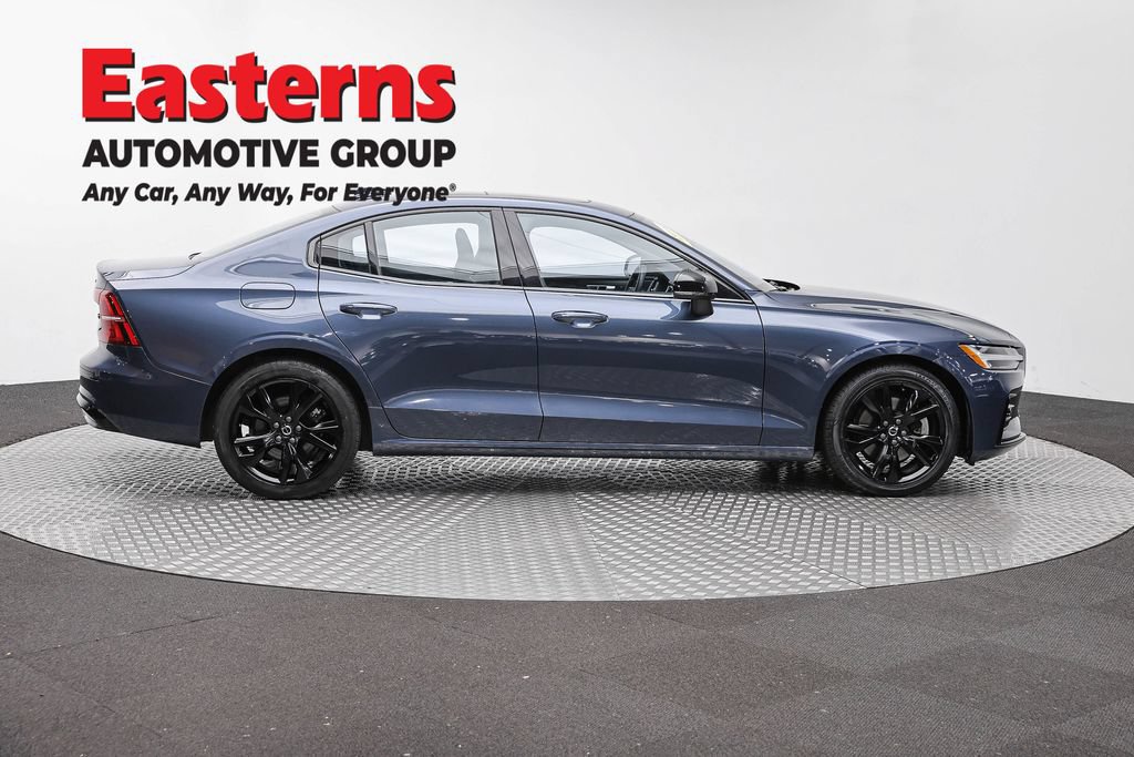 Used 2024 Volvo S60 B5 Core FWD image 4