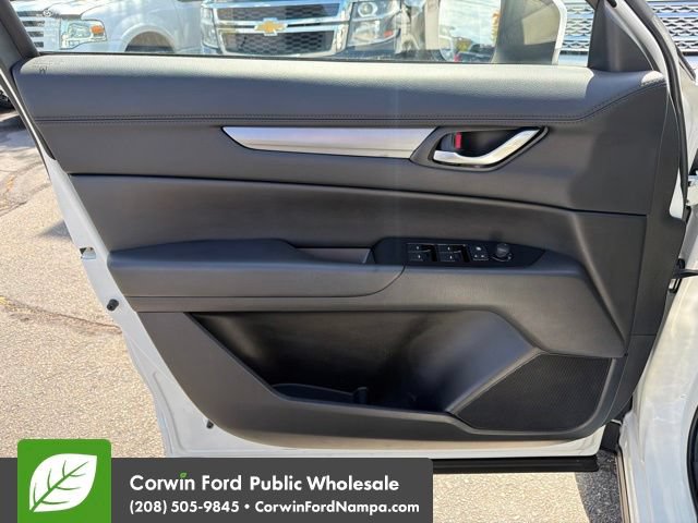 Used 2021 MAZDA CX-5 Touring FWD image 12