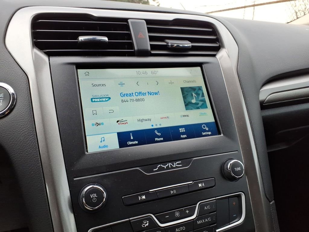 Certified 2020 Ford Fusion SE image 19