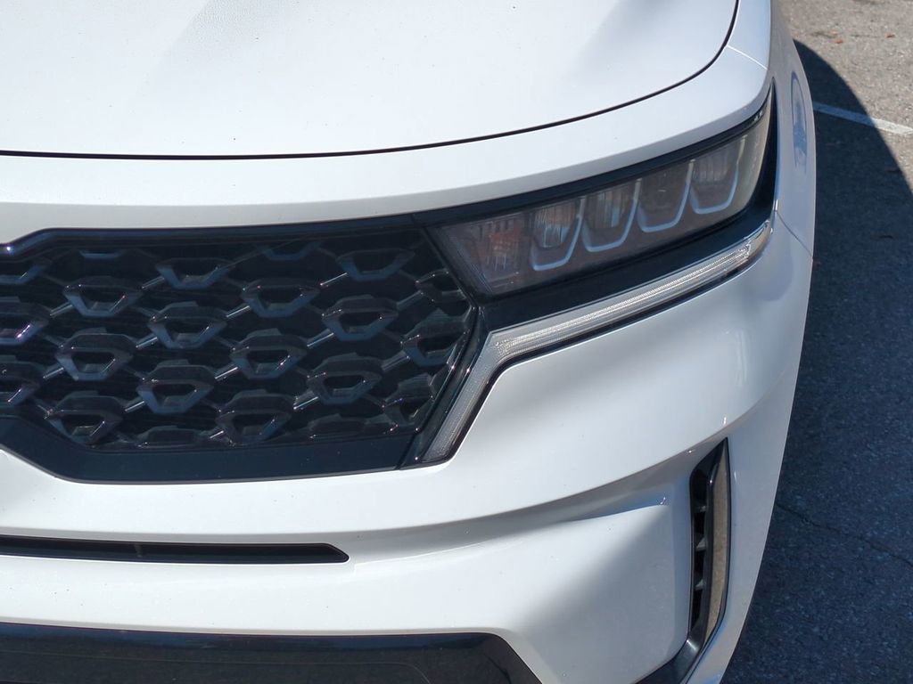 Used 2021 Kia Sorento S image 10