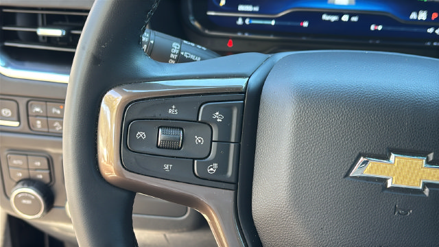Used 2024 Chevrolet Tahoe High Country AWD/4WD image 23